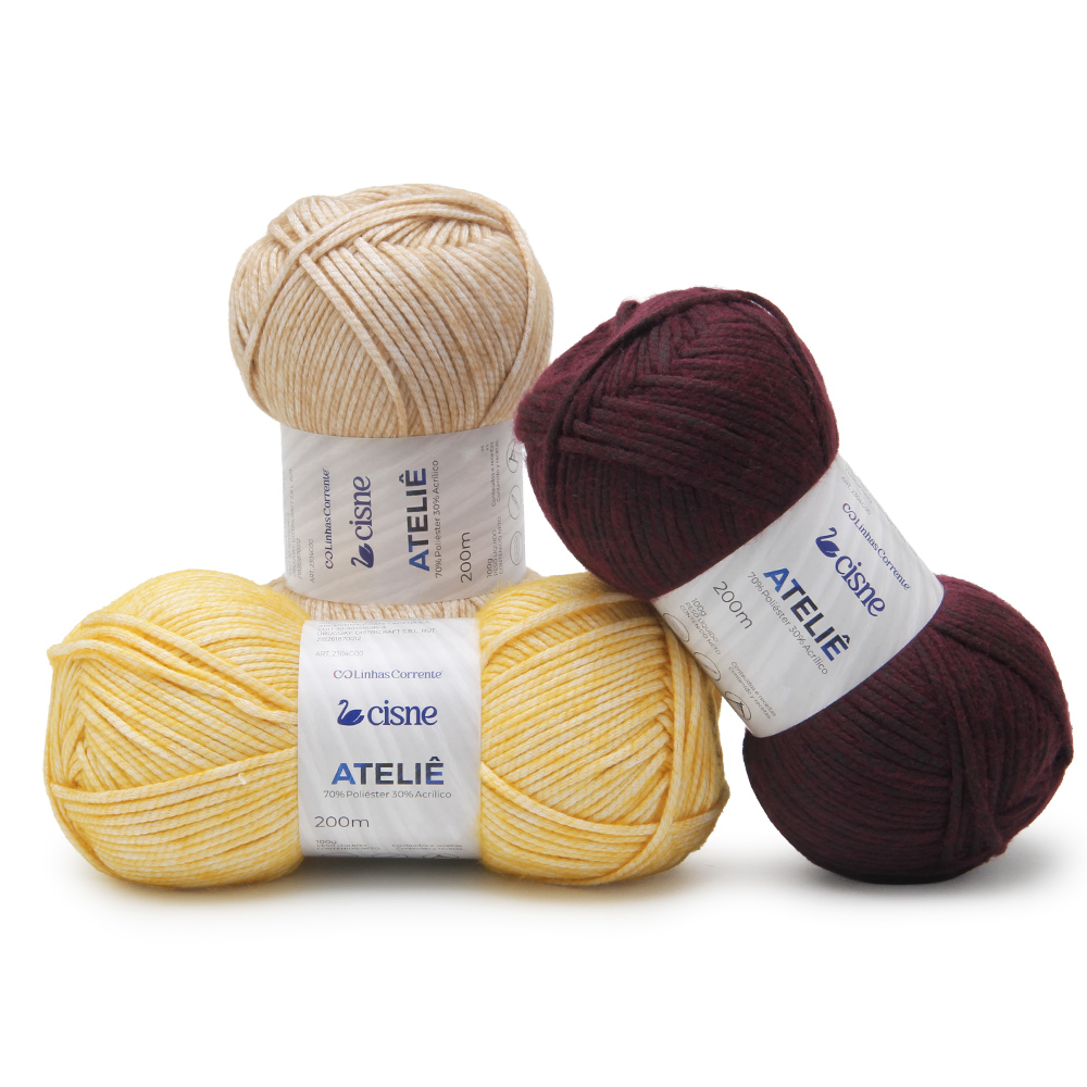 Com um toque casual e autêntico, o Fio Ateliê Cisne se destaca pelo efeito mesclado e levemente desgastado, ideal para a criação de peças modernas e cheias de estilo para o dia a dia. Macio ao toque, proporciona conforto e versatilidade, sendo perfeito para projetos que valorizam personalidade, praticidade e um visual contemporâneo.